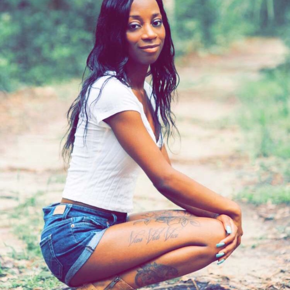 Meet your Posher, Constance